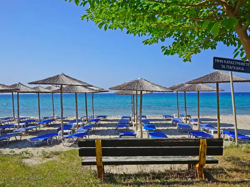 Beach Bar in front of Villa Fofo